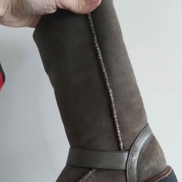 Coach Moto Genuine Shearling Boots size 8B - Picture 9 of 10